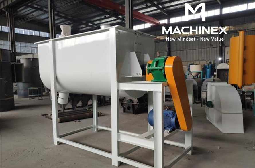 máy trộn thức ăn chăn nuôi